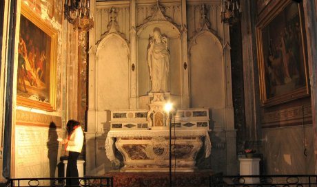 Examen d'une oeuvre, Cathédrale St Fulcran, Lodève (34)