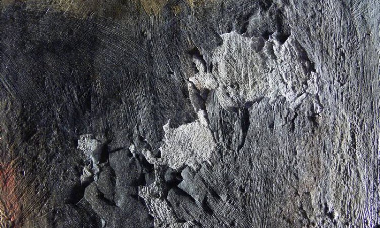 Causes de dégradations de tableau à Avignon